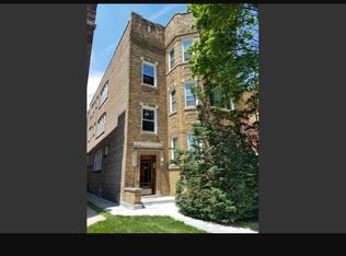 7422 S Bennett Ave #1, Chicago, IL 60649