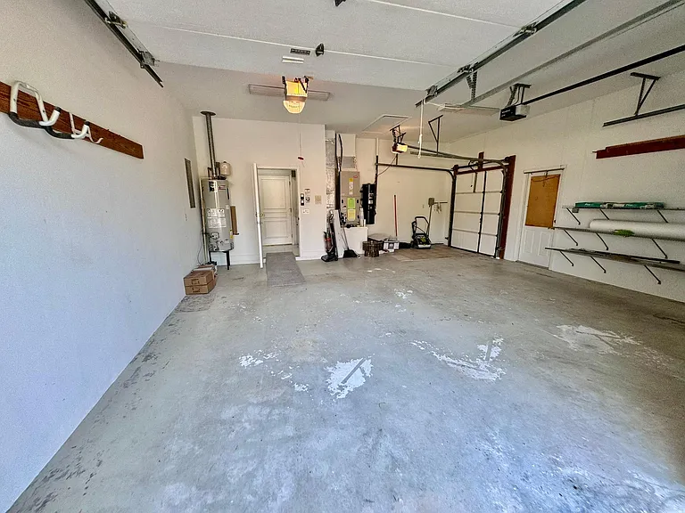 6281 Paradise Island Ct — Photo 18
