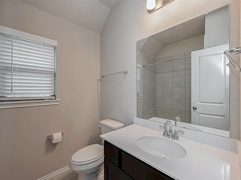 8539 International Falls Dr — Photo 19