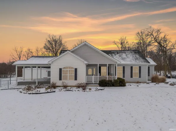 9641 W River Rd, North Manchester, IN 46962