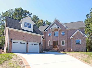 6514 Glen Forrest Dr, Chapel Hill, NC 27517