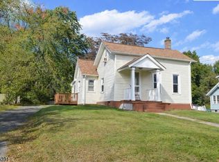 42 Malapardis Rd, Whippany, NJ 07981