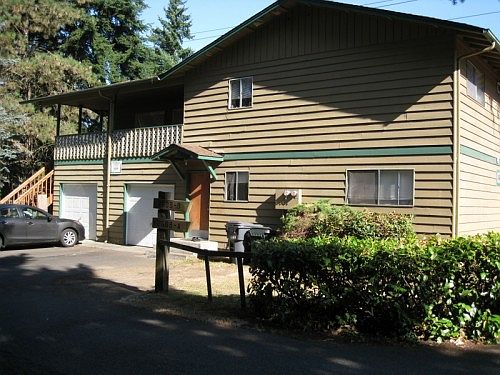 3rd image of 2608 92nd St S
