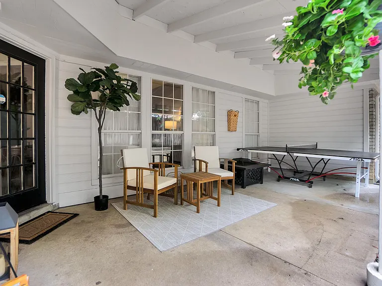 232 Brittany Dr — Photo 20