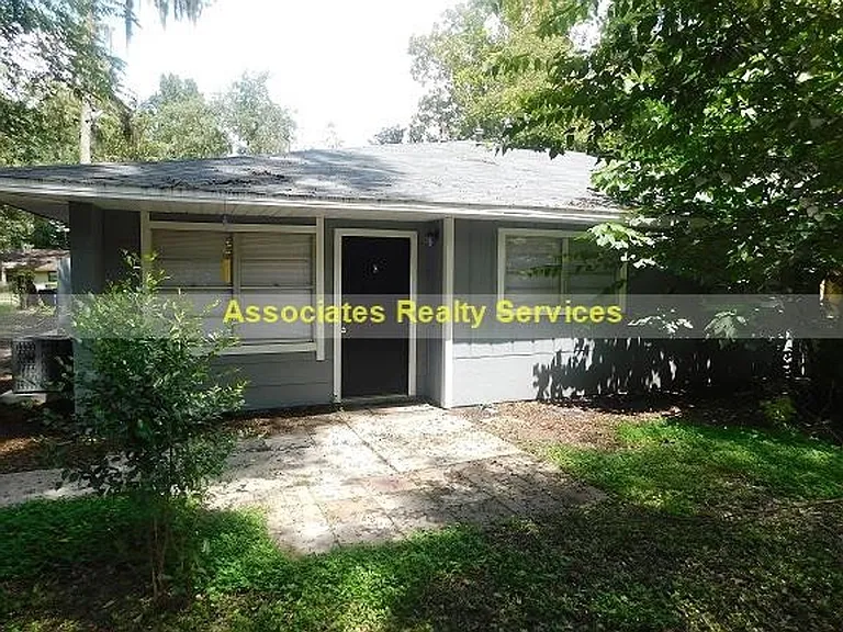 7215 SW 42nd Pl — Photo 2