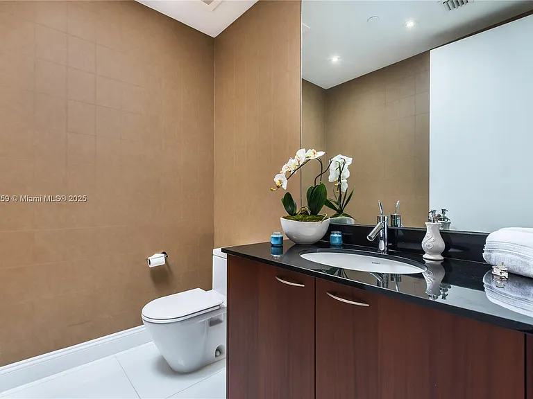 15811 Collins Ave #1702 — Photo 18