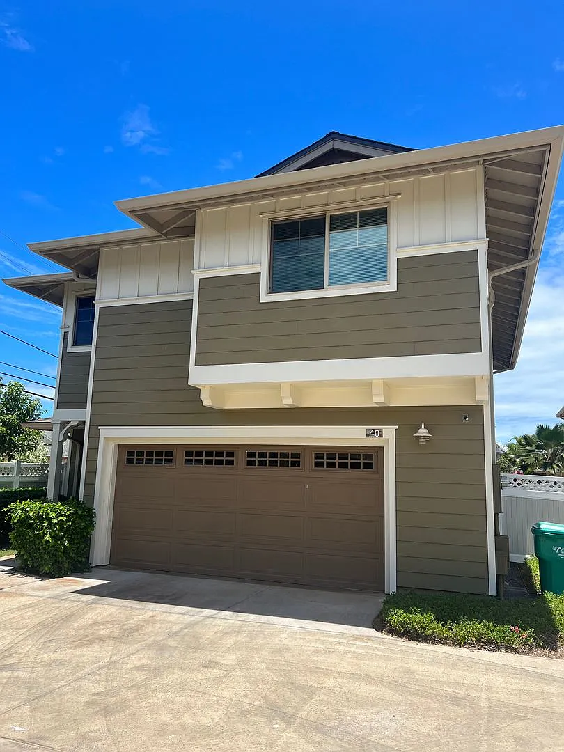 Courtyard House at Kahoma Village, 4 Bed, 2.5 Bath — Photo 1