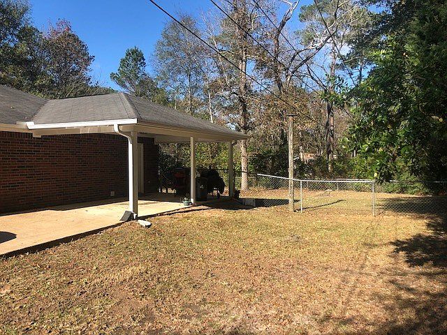 2nd image of 106 Parrish Rd