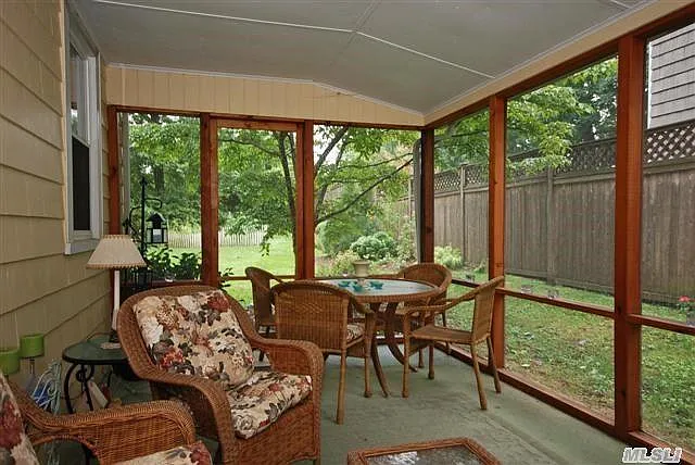 Aberdeen Dr — Photo 8