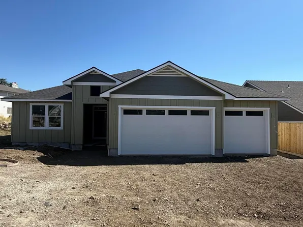 3366 Viewpoint Dr, Medford, OR 97504