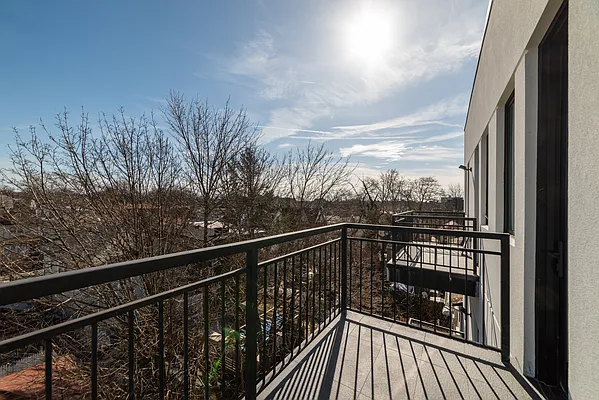 Rented by YHT Management Inc. | media 9