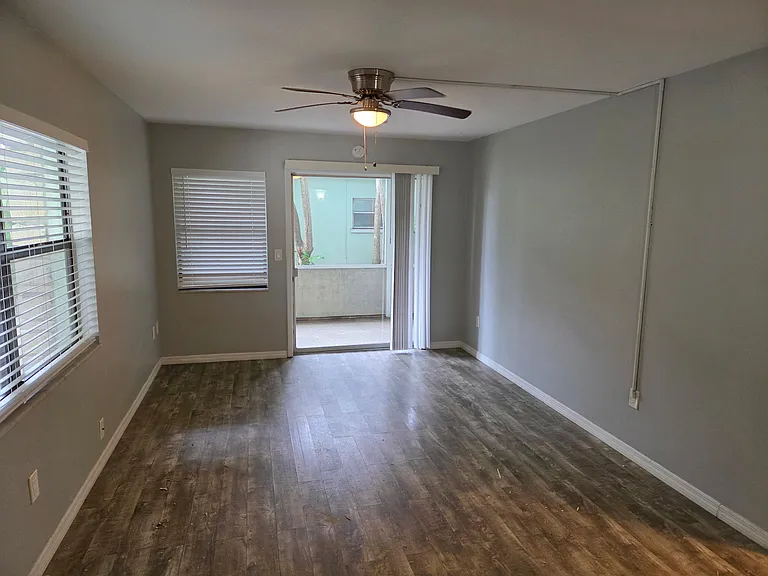 2939 Los Altos Dr #B — Photo 8