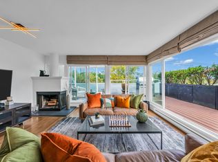 2243 Oak St, Vancouver, BC V6H 3W6