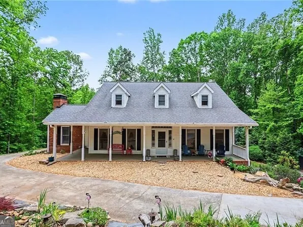 5735 E Ridge Dr, Douglasville, GA 30135