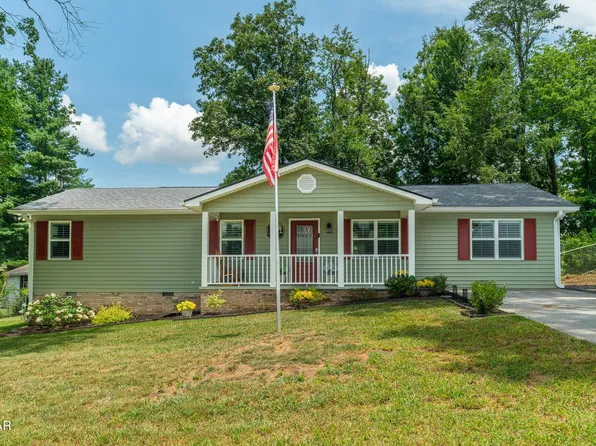 2360 Pinewood Dr, Maryville, TN 37803