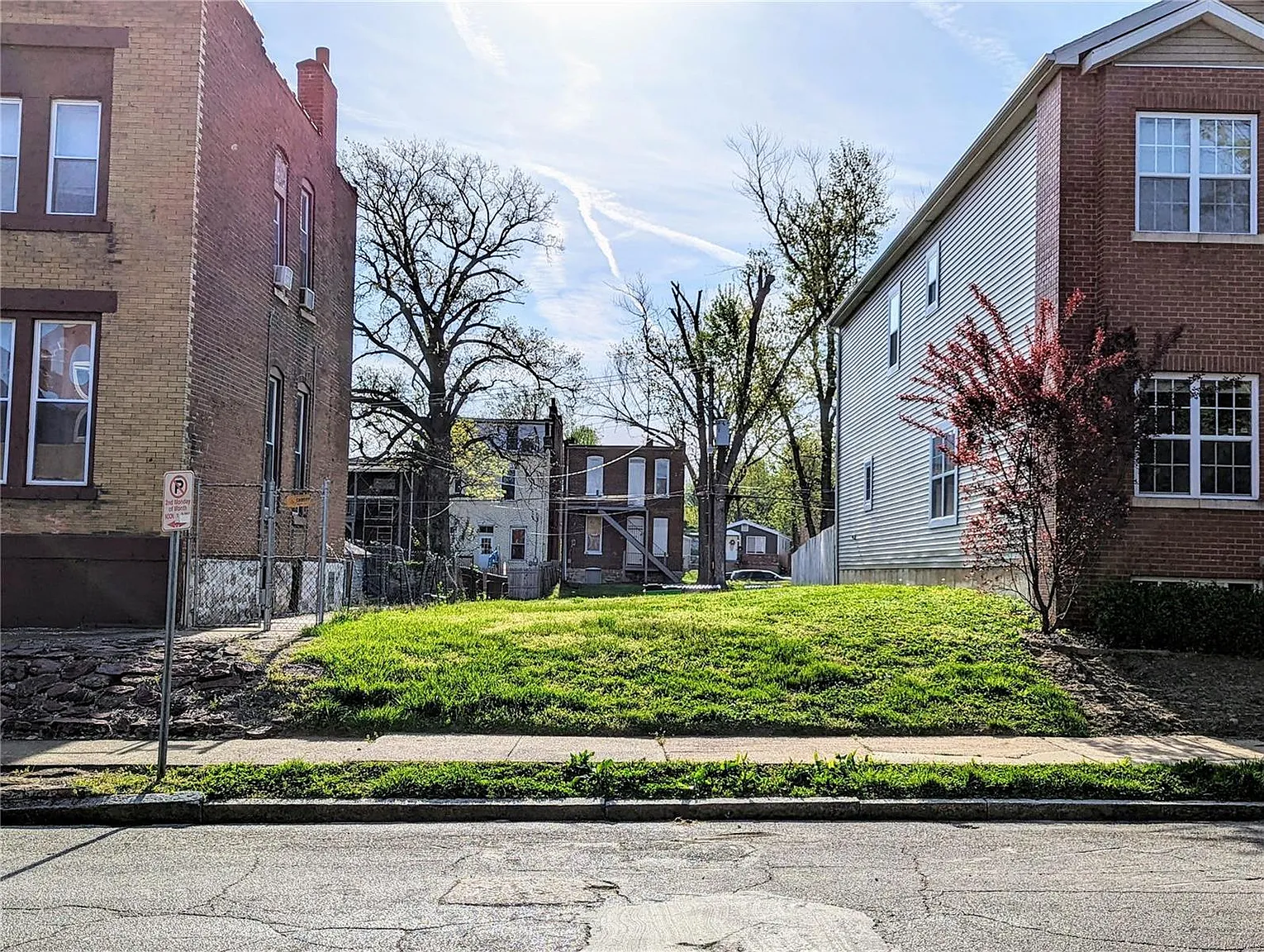2910 Michigan Ave photo 1