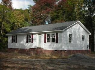 8074 Old Stage Rd, Warfield, VA 23889