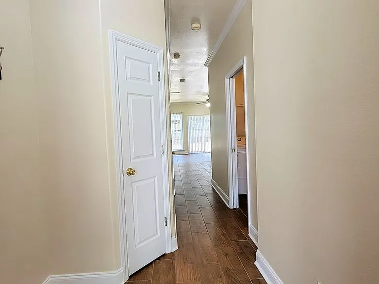 2197 Delta Way — Photo 2