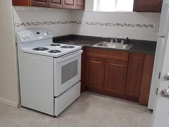 2nd image of 97 Lyman Ave #1