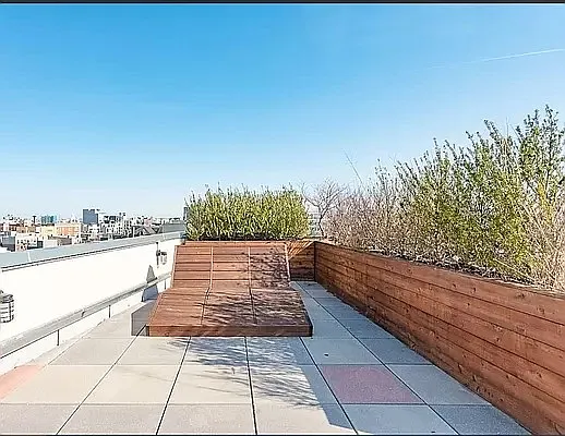 Rented by Nooklyn NYC LLC | media 140