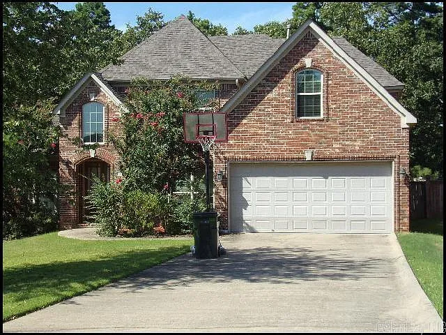 31 Bristol Ct