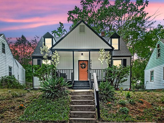 Newly renovated modern safe home with plenty of outdoor amenities.