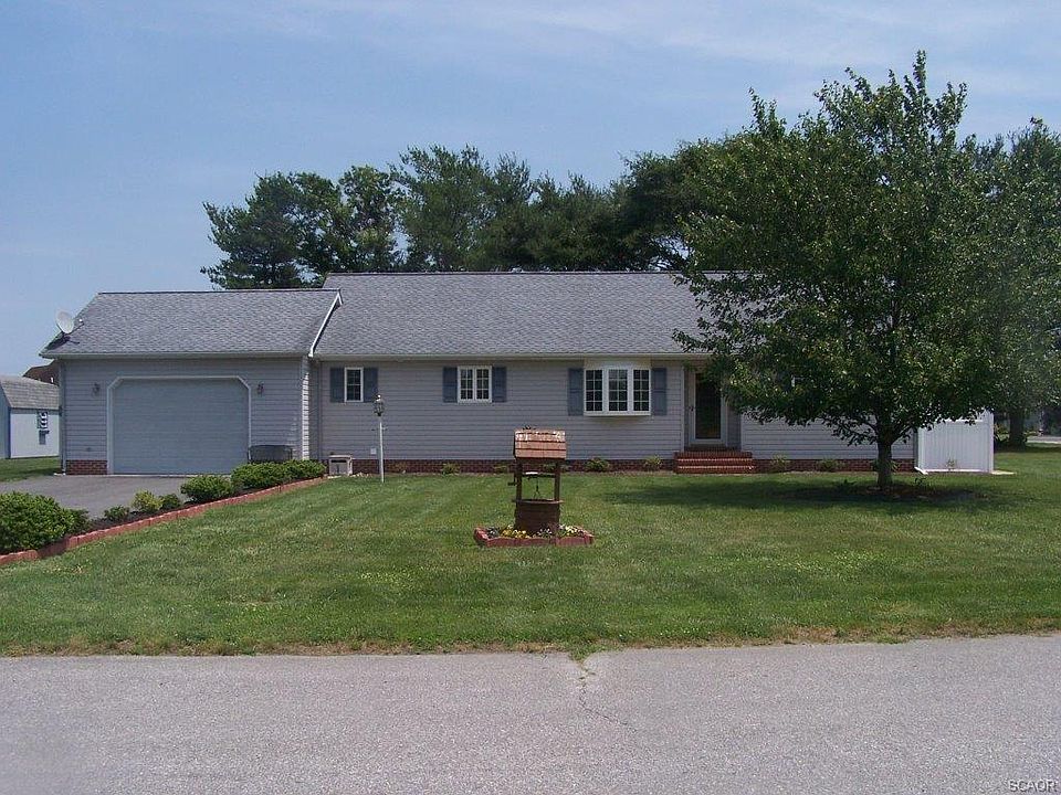 1st image of 21645 North Dr