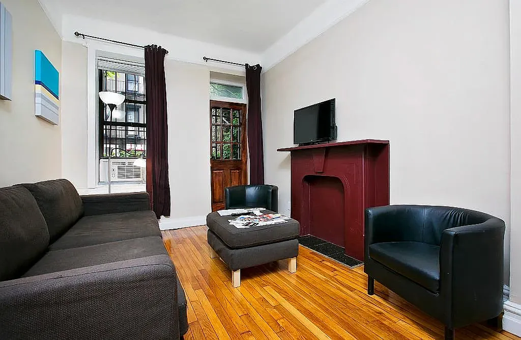 240 East 52nd Street — Photo 4