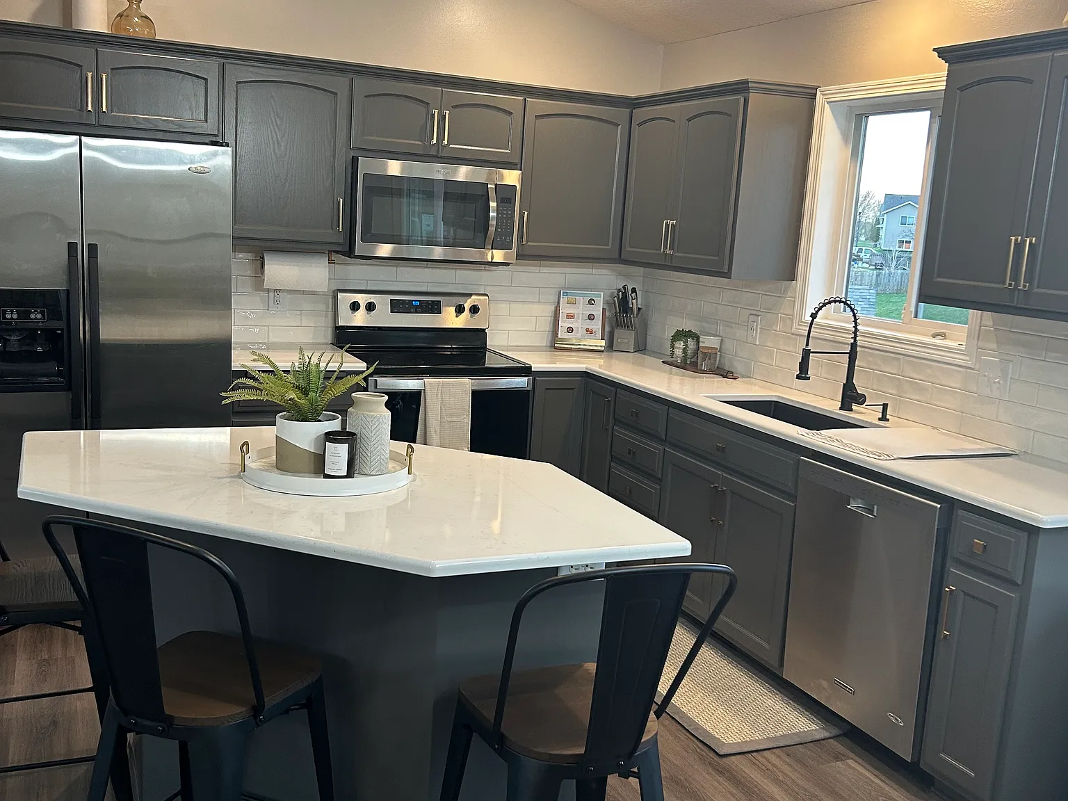 645 Texas Ave NW — Photo 4