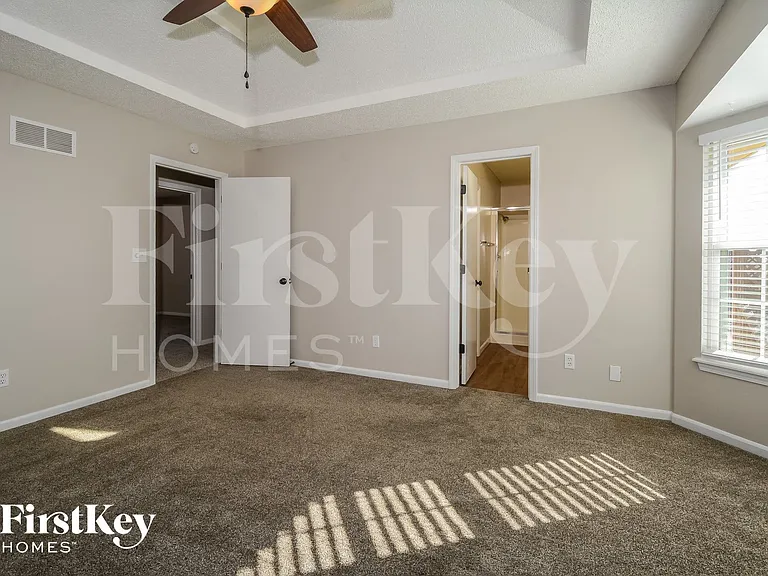 8513 NE 110th St — Photo 9