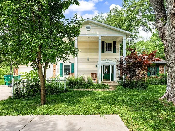 1851 Grange Hall Rd, Dayton, OH 45432