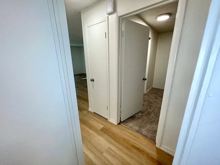 8909 E Liberty Ave — Photo 22