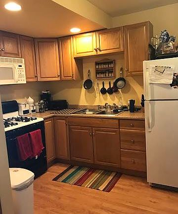 2nd image of 2641 N Magnolia Ave