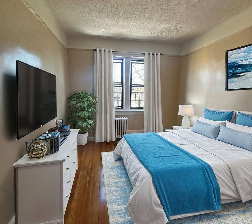 1st image of 264 Hillside Ave APT D3