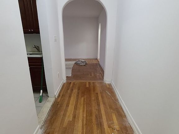 5th image of 51 E 17th St #4C