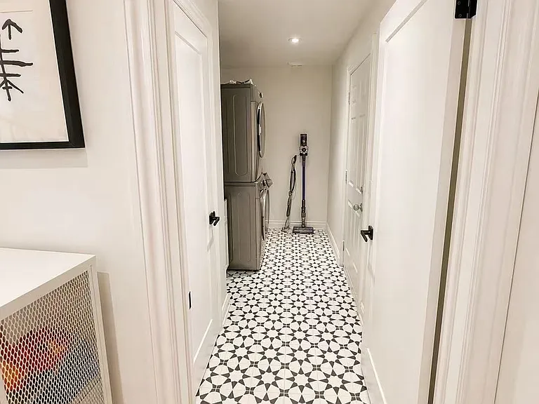 42 Fouracre Way #UPPER LEVEL — Photo 19