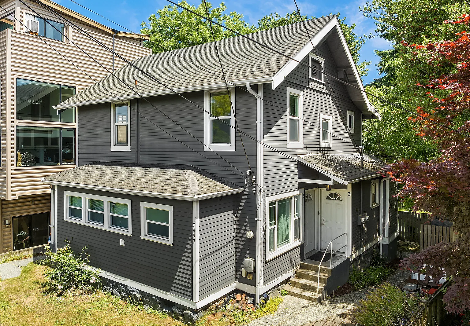 5444 Kirkwood Pl N — Photo 3
