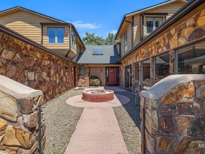 6702 W Desert Ave, Boise, ID, 83709