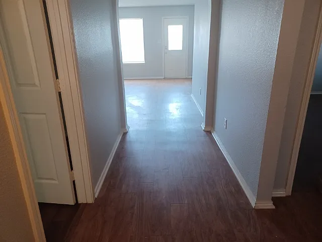 1025 Bainbridge Ln — Photo 5