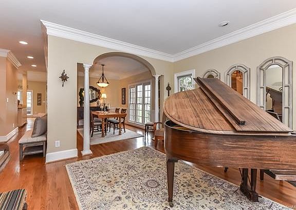 4th image of 6033 Summerston Pl