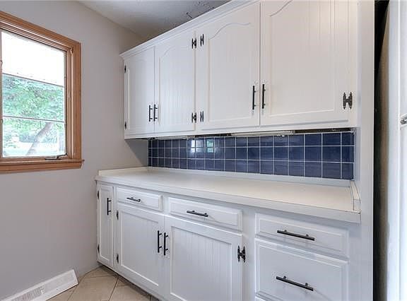 4th image of 6004 NW Westwood Ln