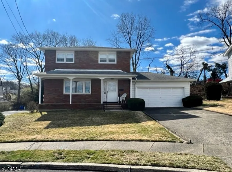 66 Lennon Pl photo 1
