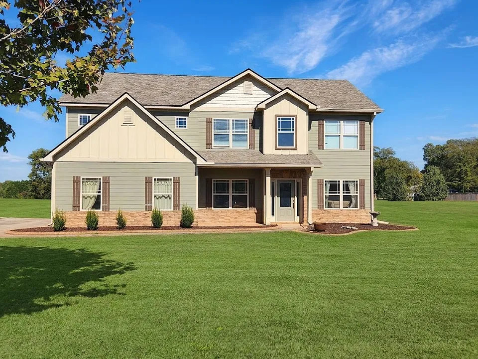 67 Hunters Overlook Dr