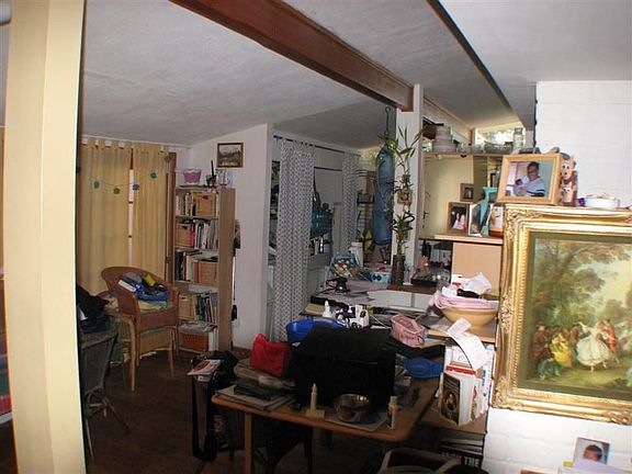 Looking from entrance to kitchen