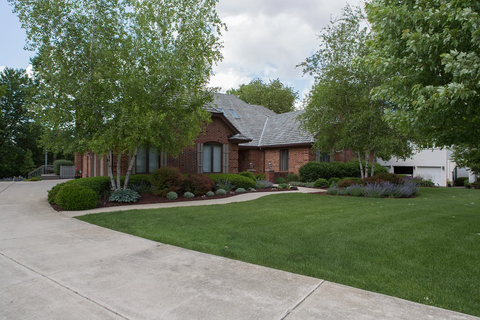 715 Midwest Club Pkwy photo 1