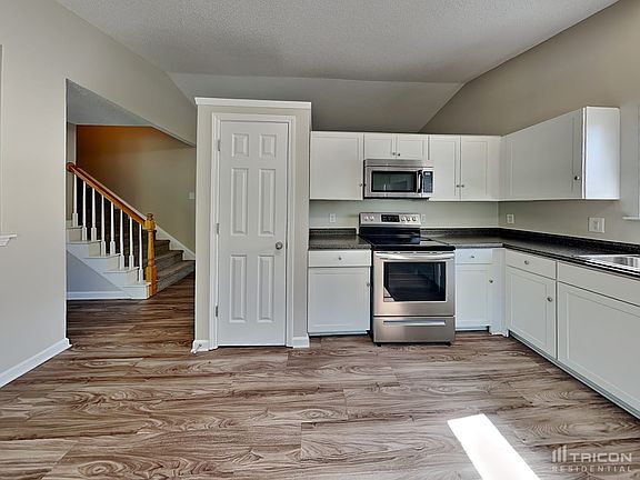 5th image of 8718 Purple Thistle Ln