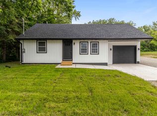 N5599 Mill St, Shiocton, WI 54170