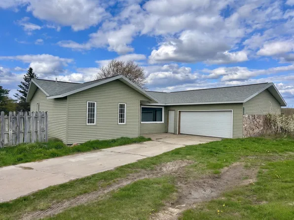 2180 W Temple Dr, Harrison, MI 48625