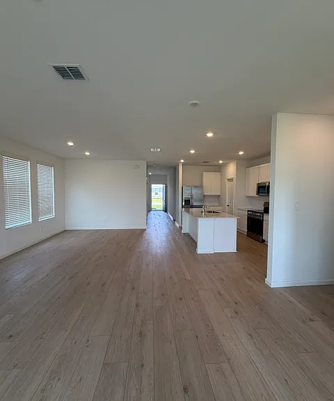 4389 Vibernum Ave — Photo 3