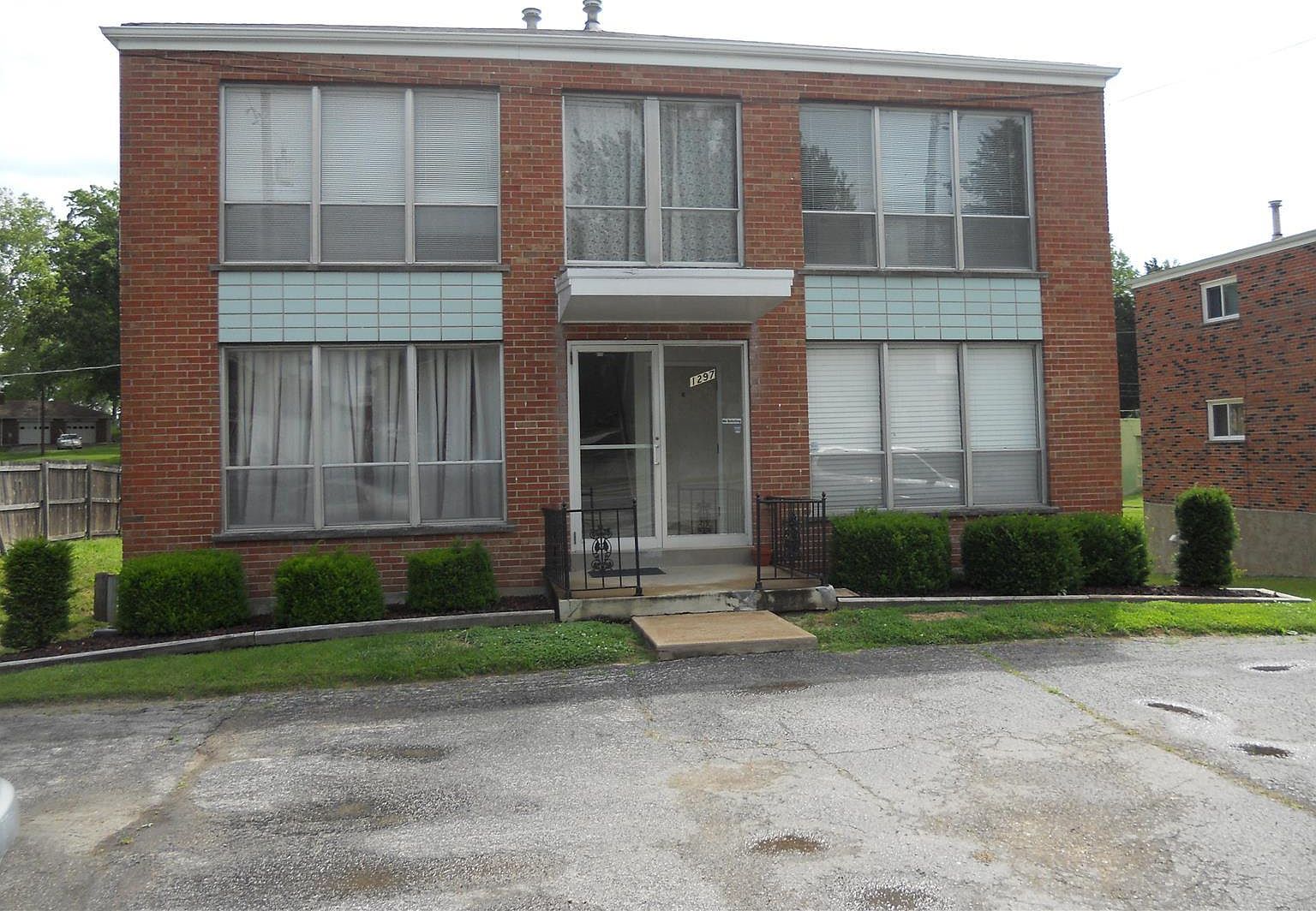 1297 Reavis Barracks Rd APT 4, Saint Louis, MO 63125 Zillow